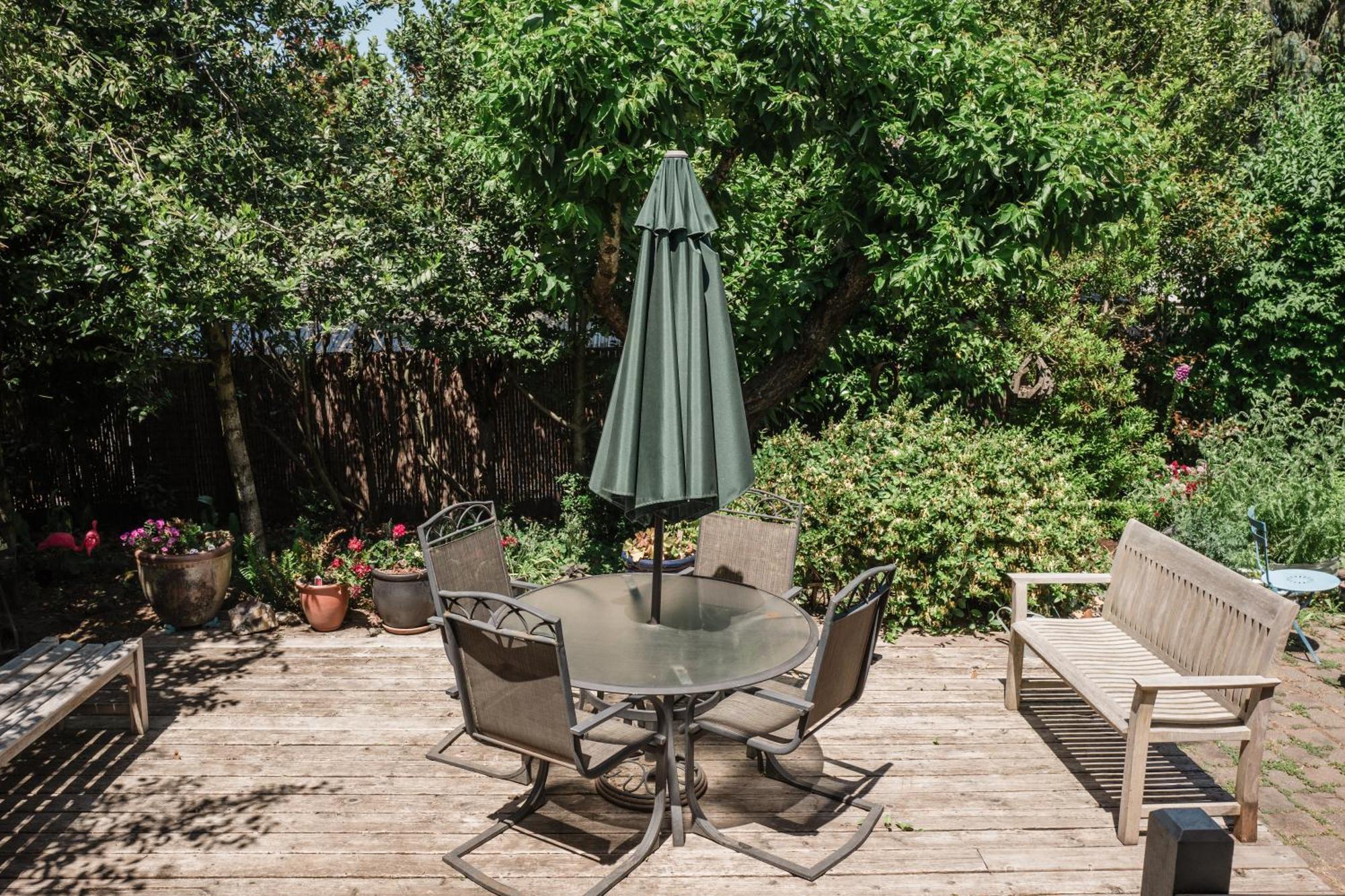 Southeast Portland Comfy & Eclectic Craftsman Home Exteriér fotografie